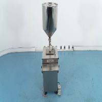 WuXi YK Automation Technology Uguent Liquid Filling Machine image 2